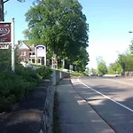 Niagara Classic Inn