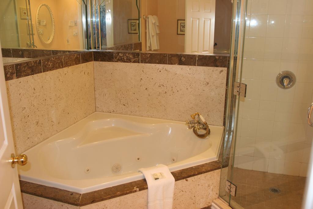 Bed & Breakfast Niagara Classic Inn