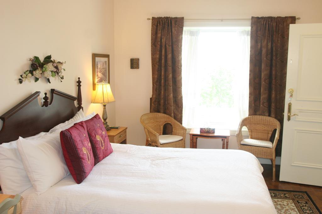 Bed & Breakfast Niagara Classic Inn 3*