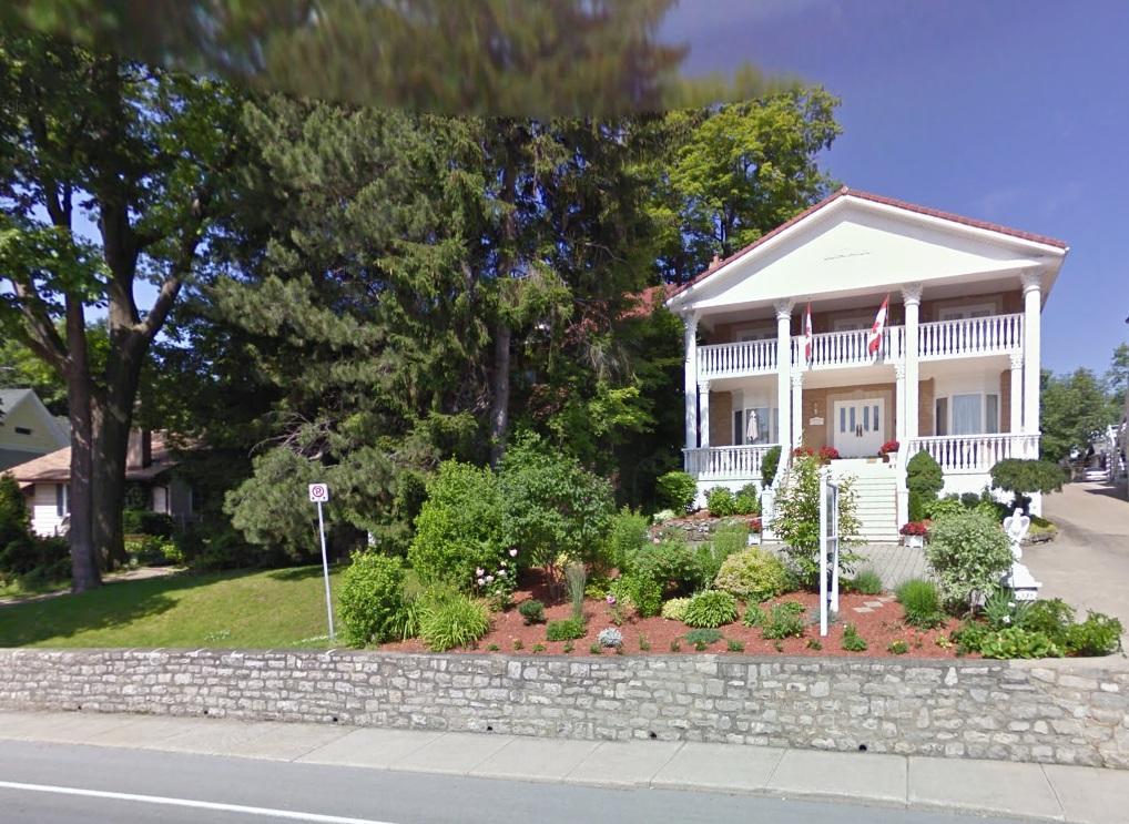 Niagara Classic Inn Bed & Breakfast 3*
