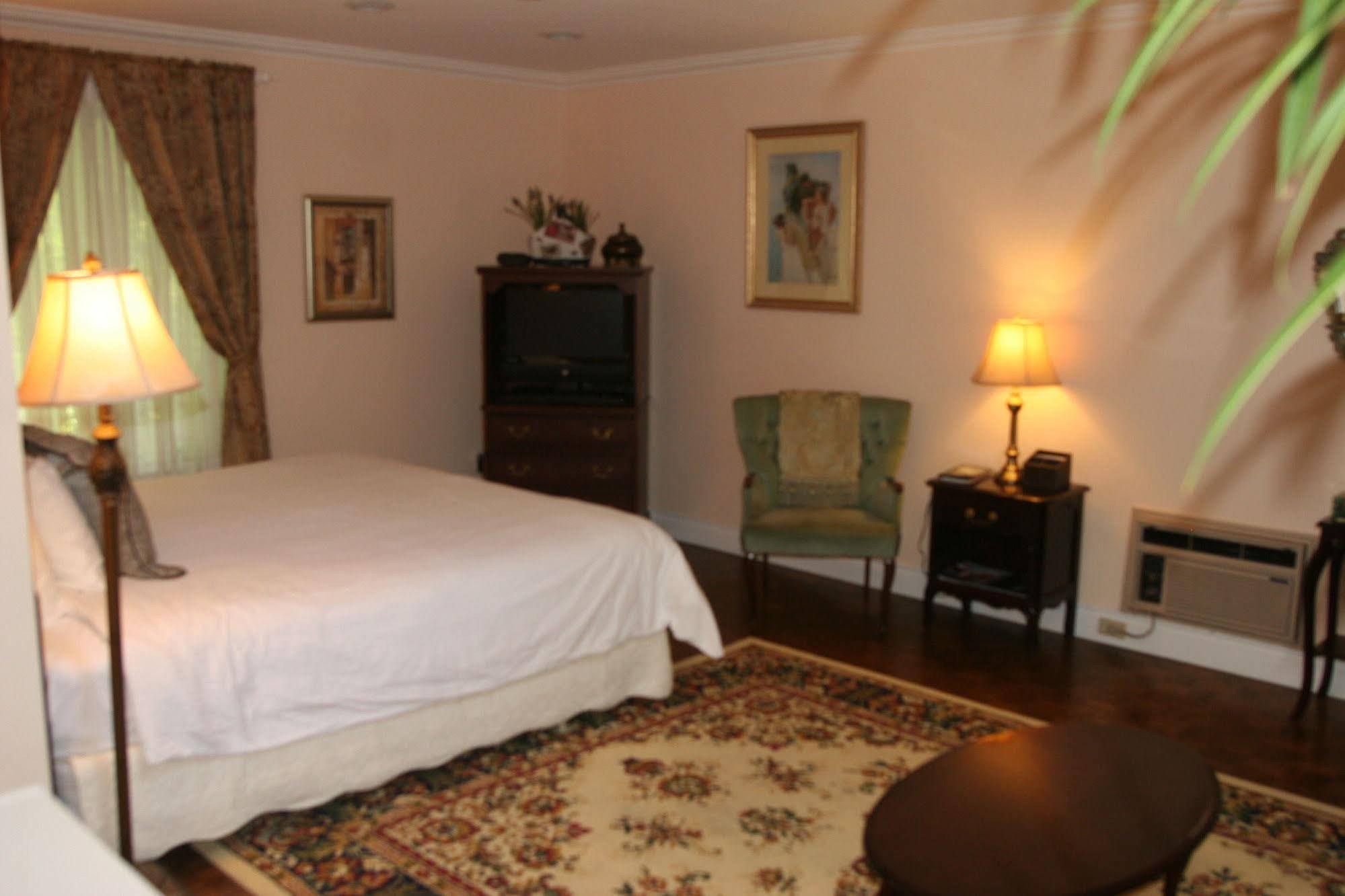 Niagara Classic Inn 3*